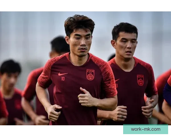 阿兰时隔多年重返国足再披战袍引发球迷热议